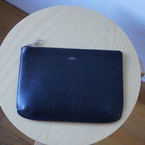 A.P.C Clutch